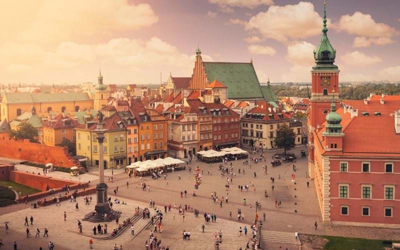 Explore-Warsaw-on-a-guided-group-holiday