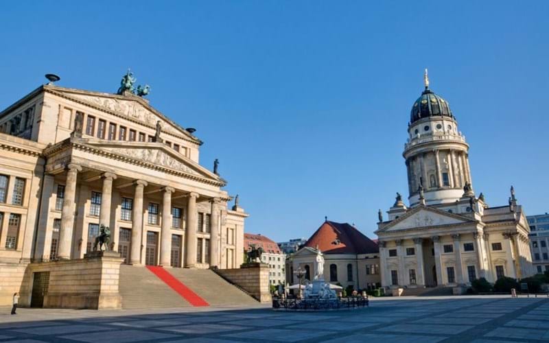 Guided-excursion-to-Berlin